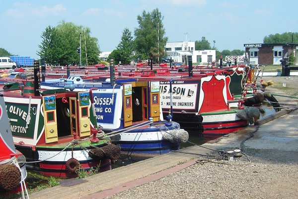 Traders at Saul Junction - July 2006