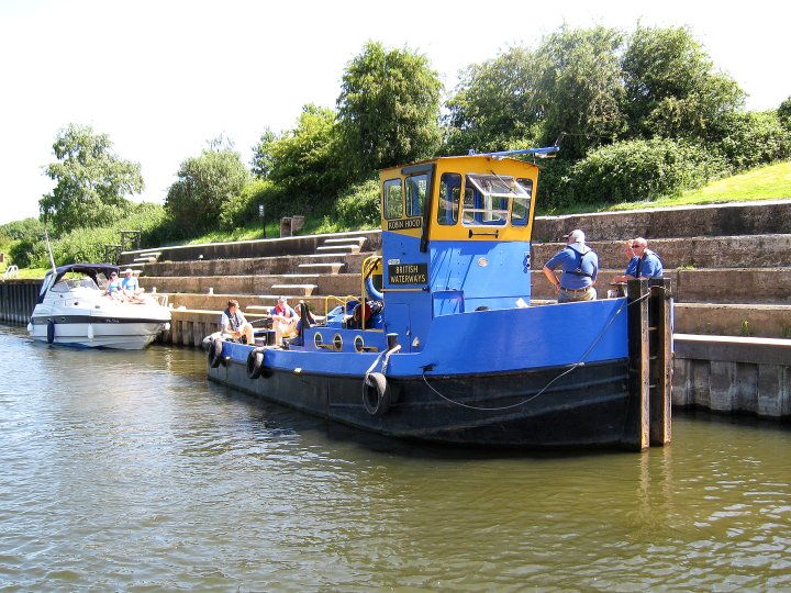 Hazleford Lock - June 2009
