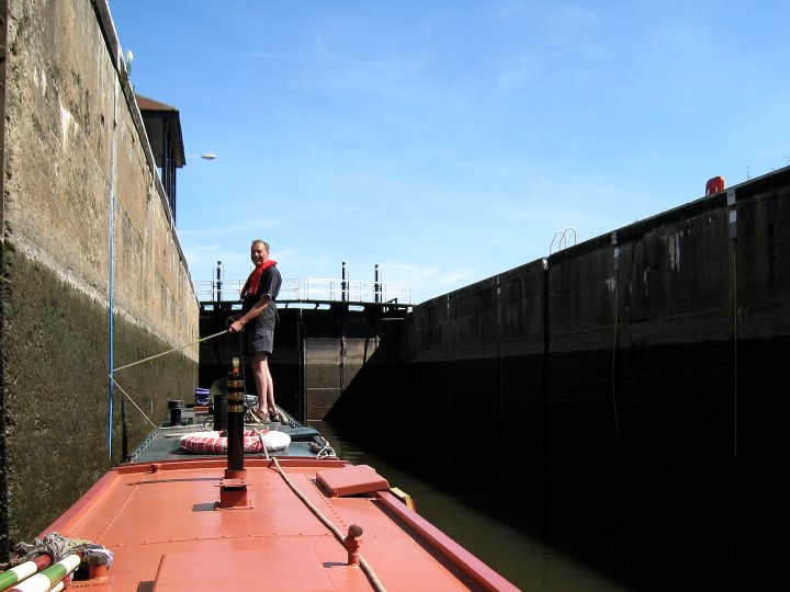 Cromwell Lock - June 2009
