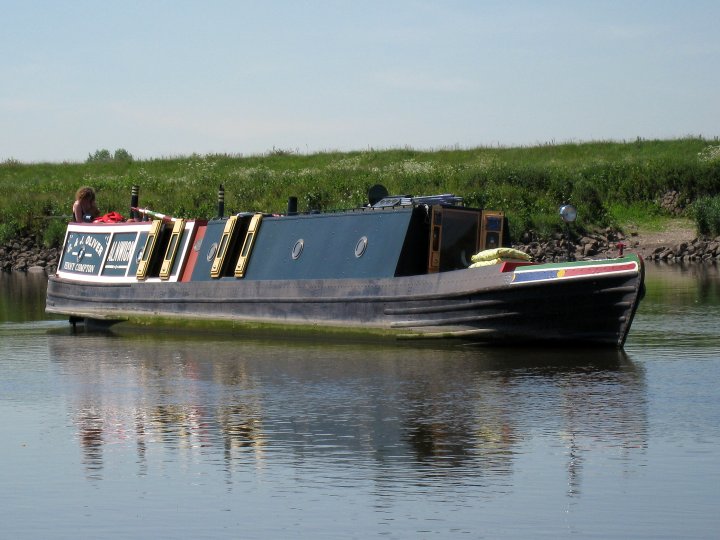 Aground on the tidal Trent - June 2009